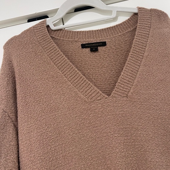 Donna Karan Sleepwear Cozy Bouclé V-Neck Lounge Dress – Almond  Size M NWT - Picture 2 of 8